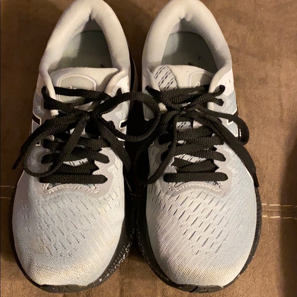 ASICS Gel Kayano 27